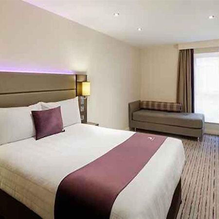 Premier Inn Premier Inn Saffron Walden Extérieur photo
