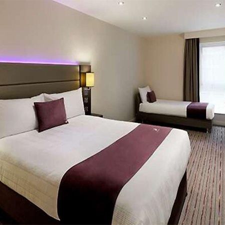 Premier Inn Premier Inn Saffron Walden Extérieur photo
